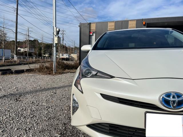 プリウス Ｓ　１オーナーフルノーマルＢＴ接続ナビ地デジＢカメラＥＴＣ　アルミホイール　オートライト　ＬＥＤヘッドランプ　ＣＶＴ　スマートキー　アイドリングストップ　電動格納ミラー　盗難防止システム　衝突安全ボディ（22枚目）