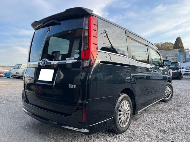 エスクァイア ハイブリッドＧｉ　純正ＯＰエアロ９型ナビ後席モニター地デジＢカメラ両側電動ドア　オートクルーズコントロール　両側電動スライドドア　オートライト　ＬＥＤヘッドランプ　スマートキー　電動格納ミラー　シートヒーター（13枚目）