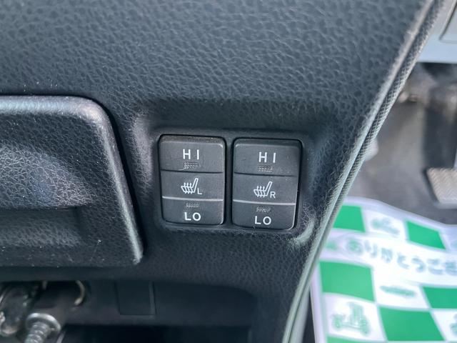 エスクァイア ハイブリッドＧｉ　純正ＯＰエアロ９型ナビ後席モニター地デジＢカメラ両側電動ドア　オートクルーズコントロール　両側電動スライドドア　オートライト　ＬＥＤヘッドランプ　スマートキー　電動格納ミラー　シートヒーター（39枚目）