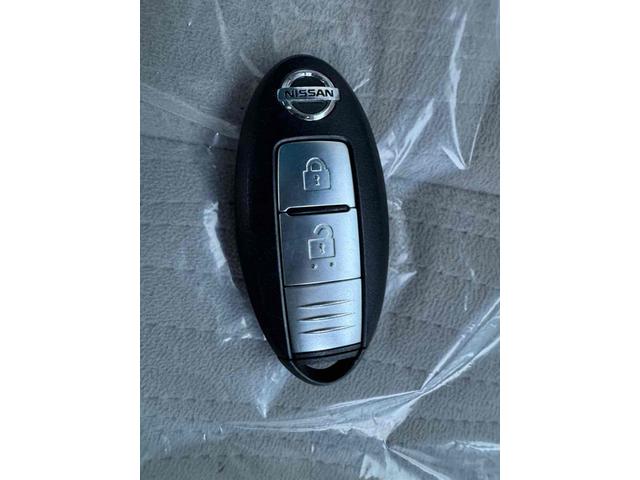 キューブ １５Ｇ　バックカメラ　スマートキー　ベンチシート　ＣＶＴ　盗難防止システム　衝突安全ボディ　ＡＢＳ　エアコン　パワーステアリング　パワーウィンドウ（27枚目）