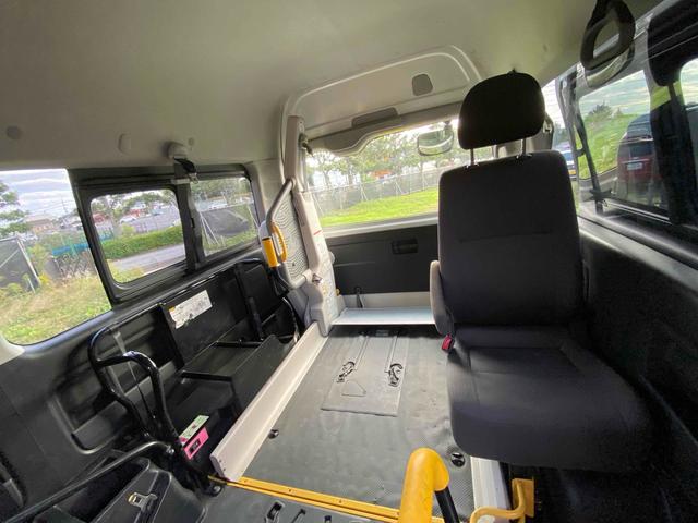 ハイエースバン 福祉車輌 スライドドア AT エアコン パワーウィンドウ 運転席エアバッグ(32枚目)