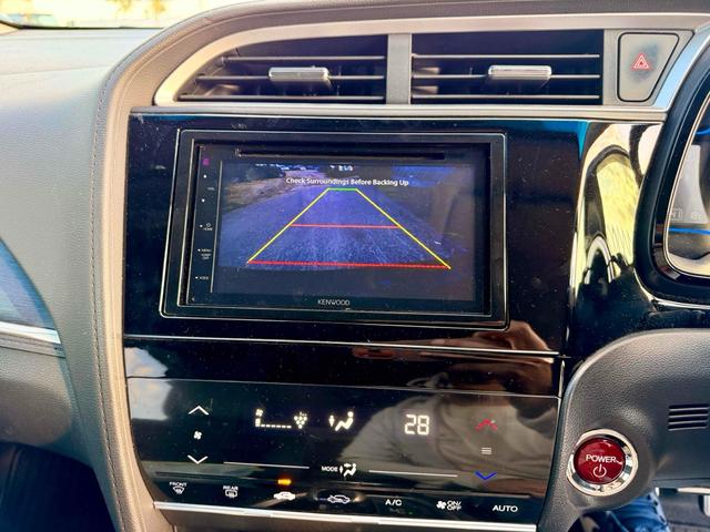 シャトル ハイブリッドX ドライブレコーダー ETC バックカメラ オートクルーズコントロール 衝突被害軽減システム アルミホイール LEDヘッドランプ スマートキー 電動格納ミラー AT 盗難防止システム 衝突安全ボディ(4枚目)