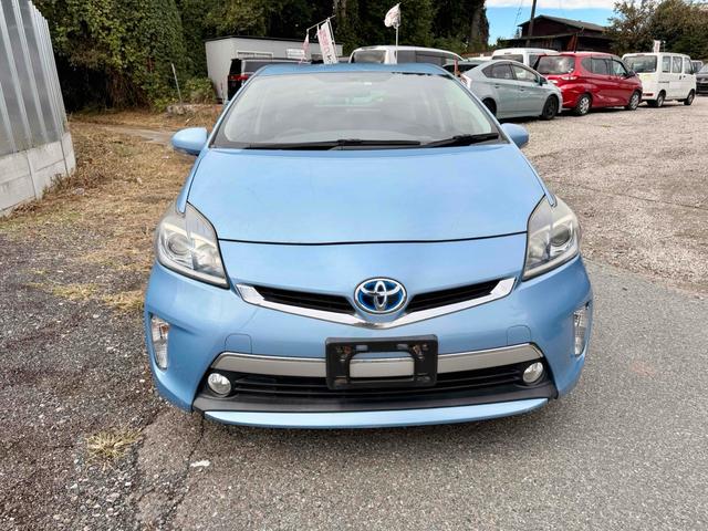 プリウスＰＨＶ Ｓ　ＥＴＣ　ナビ　アルミホイール　ＨＩＤ　ＣＶＴ　シートヒーター　スマートキー　電動格納ミラー　盗難防止システム　衝突安全ボディ　ＡＢＳ　エアコン　パワーステアリング　パワーウィンドウ　運転席エアバッグ（10枚目）