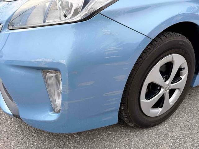 プリウスＰＨＶ Ｓ　ＥＴＣ　ナビ　アルミホイール　ＨＩＤ　ＣＶＴ　シートヒーター　スマートキー　電動格納ミラー　盗難防止システム　衝突安全ボディ　ＡＢＳ　エアコン　パワーステアリング　パワーウィンドウ　運転席エアバッグ（19枚目）