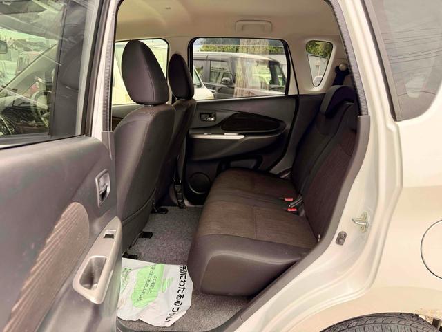 デイズ ハイウェイスター X バックカメラ HID スマートキー アイドリングストップ ベンチシート CVT 盗難防止システム ABS アルミホイール 衝突安全ボディ エアコン パワーステアリング パワーウィンドウ(6枚目)