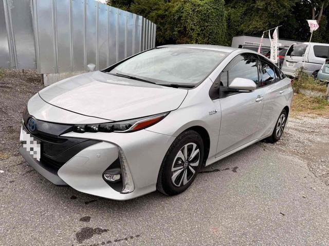 プリウスＰＨＶ Ｓナビパッケージ　ドライブレコーダー　ＥＴＣ　レーンアシスト　オートクルーズコントロール　衝突被害軽減システム　バックカメラ　アルミホイール　オートマチックハイビーム　ＬＥＤヘッドランプ　ＣＶＴ　シートヒーター（12枚目）