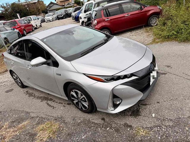 プリウスＰＨＶ Ｓナビパッケージ　ドライブレコーダー　ＥＴＣ　レーンアシスト　オートクルーズコントロール　衝突被害軽減システム　バックカメラ　アルミホイール　オートマチックハイビーム　ＬＥＤヘッドランプ　ＣＶＴ　シートヒーター（14枚目）