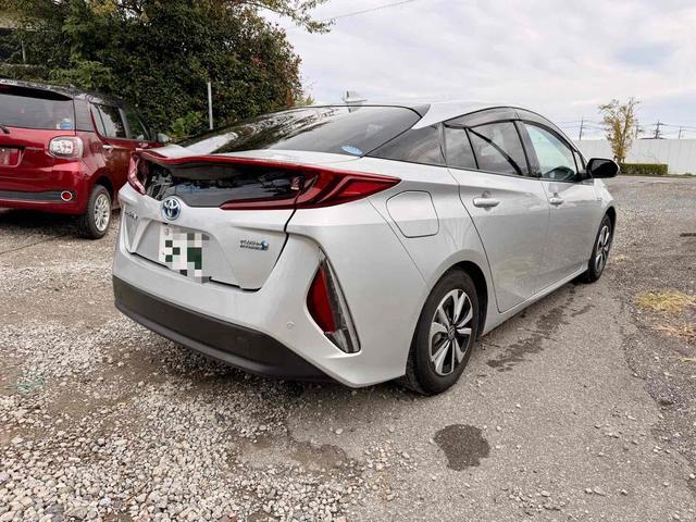 プリウスＰＨＶ Ｓナビパッケージ　ドライブレコーダー　ＥＴＣ　レーンアシスト　オートクルーズコントロール　衝突被害軽減システム　バックカメラ　アルミホイール　オートマチックハイビーム　ＬＥＤヘッドランプ　ＣＶＴ　シートヒーター（18枚目）