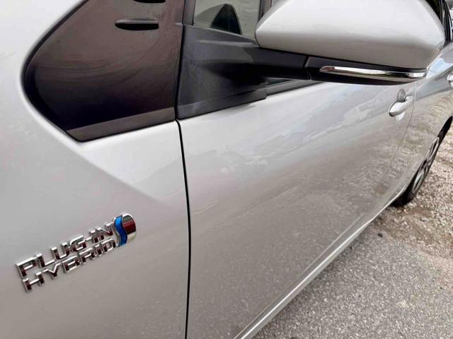 プリウスＰＨＶ Ｓナビパッケージ　ドライブレコーダー　ＥＴＣ　レーンアシスト　オートクルーズコントロール　衝突被害軽減システム　バックカメラ　アルミホイール　オートマチックハイビーム　ＬＥＤヘッドランプ　ＣＶＴ　シートヒーター（24枚目）