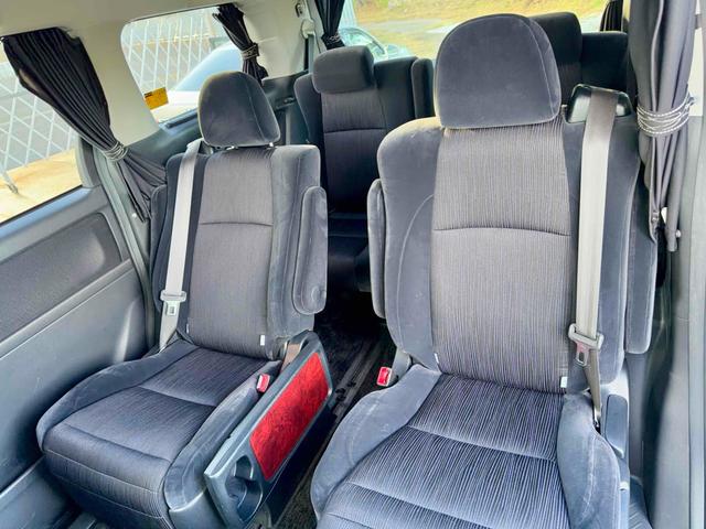 ヴェルファイア 2.4V ETC バックカメラ TV クリアランスソナー 両側スライド・片側電動 HID スマートキー 後席モニター 3列シート オットマン CVT アルミホイール ミュージックプレイヤー接続可(28枚目)