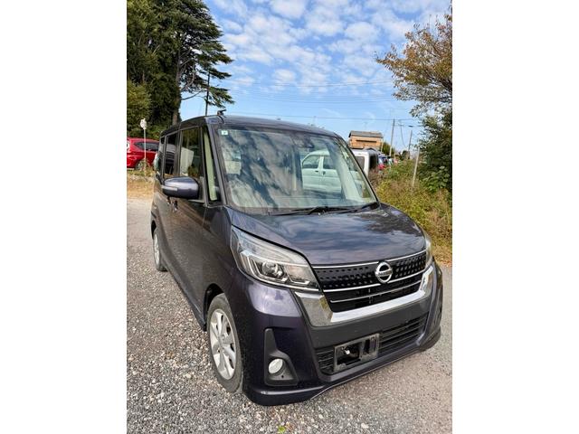 デイズルークス ハイウェイスター　Ｘ　４ＷＤ　ＥＴＣ　全周囲カメラ　両側スライド・片側電動　ナビ　衝突被害軽減システム　オートマチックハイビーム　ＬＥＤヘッドランプ　スマートキー　アイドリングストップ　電動格納ミラー　シートヒーター（11枚目）