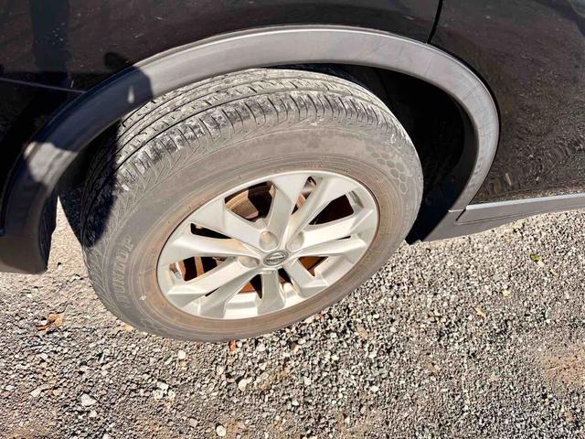 エクストレイル ２０Ｘ　エマージェンシーブレーキパッケージ　ＥＴＣ　バックカメラ　クリアランスソナー　衝突被害軽減システム　ＴＶ　アルミホイール　スマートキー　アイドリングストップ　シートヒーター　ＣＶＴ　盗難防止システム　衝突安全ボディ　後席モニター（19枚目）