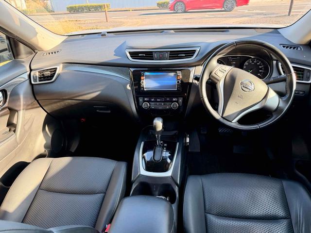 エクストレイル 20X エマージェンシーブレーキパッケージ 4WD ドライブレコーダー ETC クリアランスソナー 衝突被害軽減システム TV アルミホイール スマートキー アイドリングストップ シートヒーター CVT 盗難防止システム 衝突安全ボディ(2枚目)