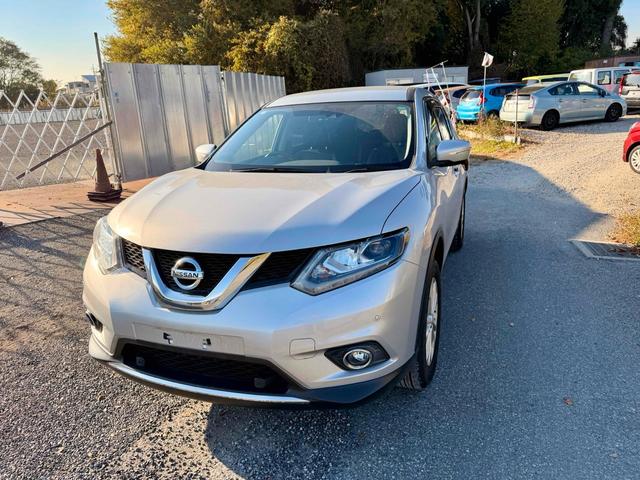 エクストレイル 20X エマージェンシーブレーキパッケージ 4WD ドライブレコーダー ETC クリアランスソナー 衝突被害軽減システム TV アルミホイール スマートキー アイドリングストップ シートヒーター CVT 盗難防止システム 衝突安全ボディ(13枚目)