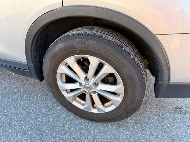 エクストレイル 20X エマージェンシーブレーキパッケージ 4WD ドライブレコーダー ETC クリアランスソナー 衝突被害軽減システム TV アルミホイール スマートキー アイドリングストップ シートヒーター CVT 盗難防止システム 衝突安全ボディ(23枚目)