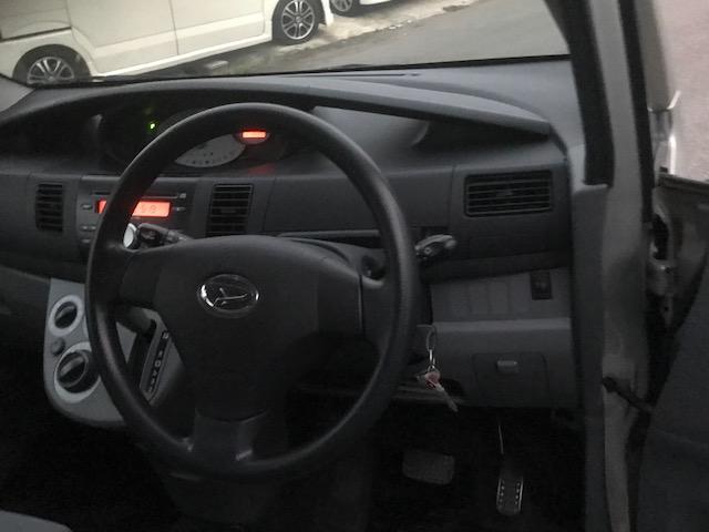 ムーヴ Ｌセレクション　キーレスエントリー　電動格納ミラー　ベンチシート　ＡＴ　盗難防止システム　ＣＤ　アルミホイール　衝突安全ボディ　エアコン　パワーステアリング　パワーウィンドウ（7枚目）