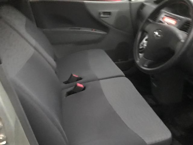 ムーヴ Ｌセレクション　キーレスエントリー　電動格納ミラー　ベンチシート　ＡＴ　盗難防止システム　ＣＤ　アルミホイール　衝突安全ボディ　エアコン　パワーステアリング　パワーウィンドウ（30枚目）