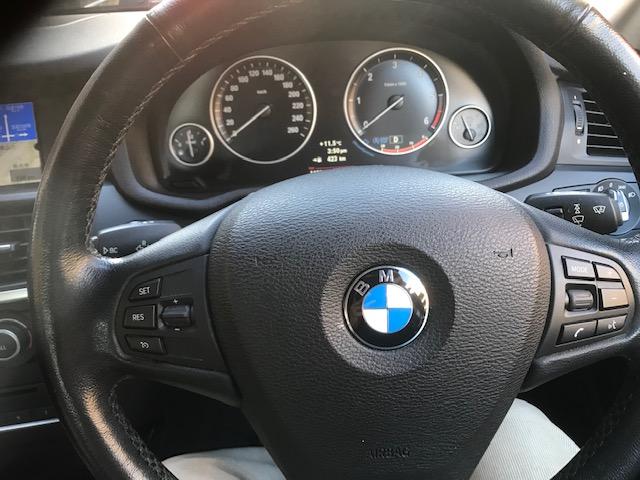 Ｘ３ ｘＤｒｉｖｅ　２０ｄ　ブルーパフォーマンス　４ＷＤ　バックカメラ　クリアランスソナー　オートクルーズコントロール　ナビ　オートライト　ＨＩＤ　アルミホイール　スマートキー　シートヒーター　ＡＴ　盗難防止システム　ＣＤ　ＡＢＳ　ＥＳＣ　エアコン（3枚目）