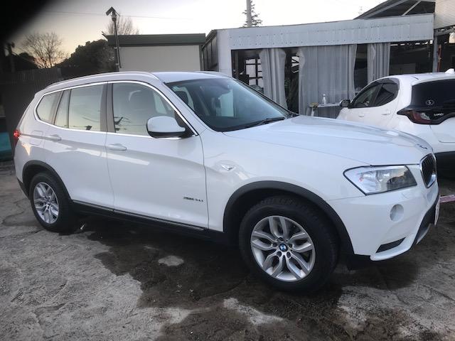 Ｘ３ ｘＤｒｉｖｅ　２０ｄ　ブルーパフォーマンス　４ＷＤ　バックカメラ　クリアランスソナー　オートクルーズコントロール　ナビ　オートライト　ＨＩＤ　アルミホイール　スマートキー　シートヒーター　ＡＴ　盗難防止システム　ＣＤ　ＡＢＳ　ＥＳＣ　エアコン（23枚目）