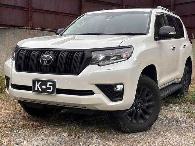 ランドクルーザープラド TX Lパッケージ マットブラックエディション 4WD ドライブレコーダー 全周囲カメラ クリアランスソナー オートクルーズコントロール レーンアシスト パワーシート 衝突被害軽減システム サンルーフ ナビ オートマチックハイビーム オートライト(18枚目)