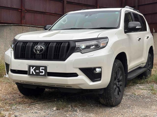ランドクルーザープラド TX Lパッケージ マットブラックエディション 4WD ドライブレコーダー 全周囲カメラ クリアランスソナー オートクルーズコントロール レーンアシスト パワーシート 衝突被害軽減システム サンルーフ ナビ オートマチックハイビーム オートライト(23枚目)