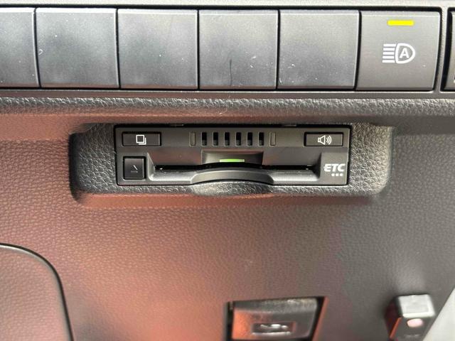 カローラツーリング ダブルバイビー ドライブレコーダー ETC クリアランスソナー オートクルーズコントロール レーンアシスト 衝突被害軽減システム アルミホイール オートマチックハイビーム オートライト LEDヘッドランプ(10枚目)