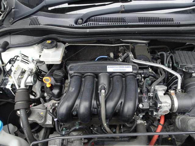 ヴェゼル ハイブリッドＸ　車検９年７月　４ＷＤ　衝突軽減ブレーキ　ナビ　フルセグＴＶ　ＤＶＤ再生機能　Ｂｌｕｅｔｏｏｔｈ　バックカメラ　スマートキー　シートヒーター　クルーズコントロール　アルミホイール　ＬＥＤライト　ＥＴＣ（34枚目）