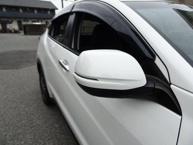 ヴェゼル ハイブリッドＸ　車検９年７月　４ＷＤ　衝突軽減ブレーキ　ナビ　フルセグＴＶ　ＤＶＤ再生機能　Ｂｌｕｅｔｏｏｔｈ　バックカメラ　スマートキー　シートヒーター　クルーズコントロール　アルミホイール　ＬＥＤライト　ＥＴＣ（36枚目）