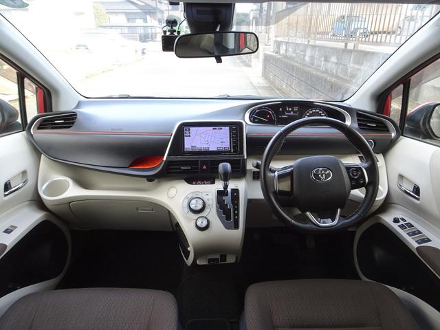 シエンタ ハイブリッドG 車検9年11月 トヨタセーフティセンス 衝突軽減ブレーキ ナビ TV Bluetooth バックカメラ 両側パワースライドドア スマートキー アルミホイール ETC ドライブレコーダー 禁煙車(10枚目)