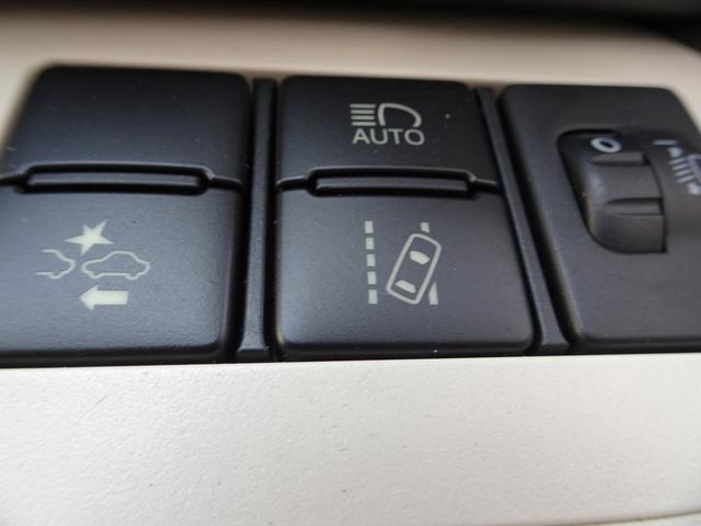 シエンタ ハイブリッドG 車検9年11月 トヨタセーフティセンス 衝突軽減ブレーキ ナビ TV Bluetooth バックカメラ 両側パワースライドドア スマートキー アルミホイール ETC ドライブレコーダー 禁煙車(27枚目)