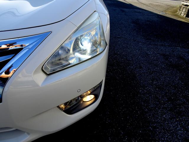 ティアナ ＸＬ　車検９年６月　後期　エマージェンシーブレーキ　ナビ　フルセグＴＶ　Ｂｌｕｅｔｏｏｔｈ　バックカメラ　コーナーセンサー　踏み間違い防止　インテリキー　アルミホイール　パワーシート　ＨＩＤライト　ＥＴＣ（32枚目）