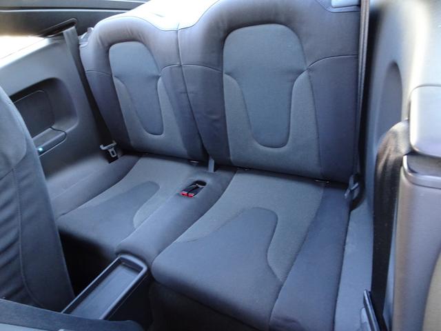 ＴＴクーペ ２．０ＴＦＳＩ　後期　車検８年９月２８日　ナビ　フルセグＴＶ　ＤＶＤ再生機能　Ｂｌｕｅｔｏｏｔｈ　キーレス　電動可変式リアスポイラー　１７インチＡＷ　ＨＩＤ　ＥＴＣ　タイミングベルトチェーン式（交換不要）（13枚目）