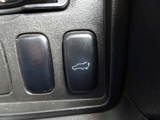 デリカＤ：５ Ｄ　パワーパッケージ　車検９年１１月　１オーナー　クリーンディーゼルターボ　４ＷＤ　ナビ　ＴＶ　バックカメラ　両側パワスラ　パワーバックドア　スマートキー　シートヒーター　クルコン　ＨＩＤ　ＬＥＤフォグ　ＥＴＣ　冬タイヤ有（26枚目）