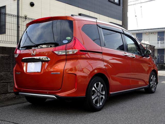 フリードハイブリッド ハイブリッド・クロスターホンダセンシング 車検9年9月 後期 ホンダセンシング レーダークルーズ 衝突軽減ブレーキ ナビ フルセグTV DVD再生機能 Bluetooth バックカメラ 両側パワスラ スマキー シートヒーター ETC ドラレコ(3枚目)