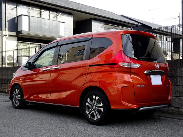 フリードハイブリッド ハイブリッド・クロスターホンダセンシング 車検9年9月 後期 ホンダセンシング レーダークルーズ 衝突軽減ブレーキ ナビ フルセグTV DVD再生機能 Bluetooth バックカメラ 両側パワスラ スマキー シートヒーター ETC ドラレコ(5枚目)