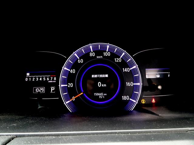 オデッセイ アブソルート・２０ｔｈアニバーサリー　ホンダセンシング　レーダークルーズ　衝突軽減ブレーキ　ナビ　ＴＶ　ＤＶＤ再生機能　Ｂｌｕｅｔｏｏｔｈ　後席モニター　バックカメラ　両側パワスラ　スマキー　ＬＥＤライト　ＥＴＣ　ドラレコ　ワンオーナー（39枚目）