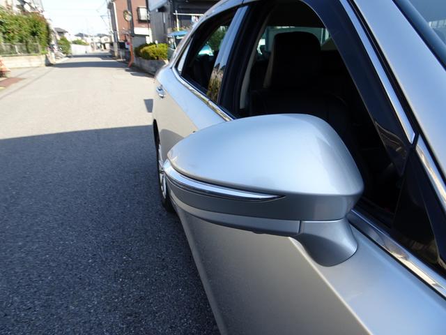 クラウンハイブリッド ロイヤルサルーンＧ　レーダークルーズコントロール　衝突軽減ブレーキ　ＨＤＤナビ　フルセグＴＶ　ＤＶＤ再生　ミュージックサーバ　Ｂｌｕｅｔｏｏｔｈ　バックカメラ　コーナーセンサー　スマートキー　ＨＩＤ　ＬＥＤフォグ　ＥＴＣ（44枚目）