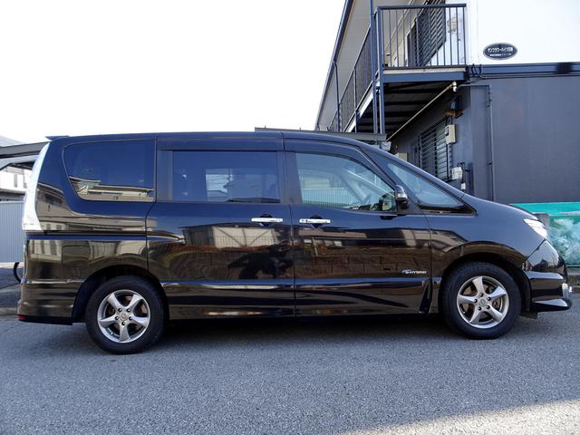 セレナ ハイウェイスター　Ｖセレ＋セーフティＩＩ　ＳＨＶ　車検９年２月　後期　エマージェンシーブレーキ　ナビ　フルセグＴＶ　ＤＶＤ再生機能　ミュージックサーバ　Ｂｌｕｅｔｏｏｔｈ　後席モニター　アラウンドビューモニター　両側パワスラ　インテリキー　クルコン（8枚目）
