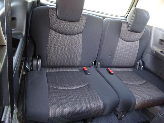 セレナ ハイウェイスター　Ｖセレ＋セーフティＩＩ　ＳＨＶ　車検９年２月　後期　エマージェンシーブレーキ　ナビ　フルセグＴＶ　ＤＶＤ再生機能　ミュージックサーバ　Ｂｌｕｅｔｏｏｔｈ　後席モニター　アラウンドビューモニター　両側パワスラ　インテリキー　クルコン（15枚目）