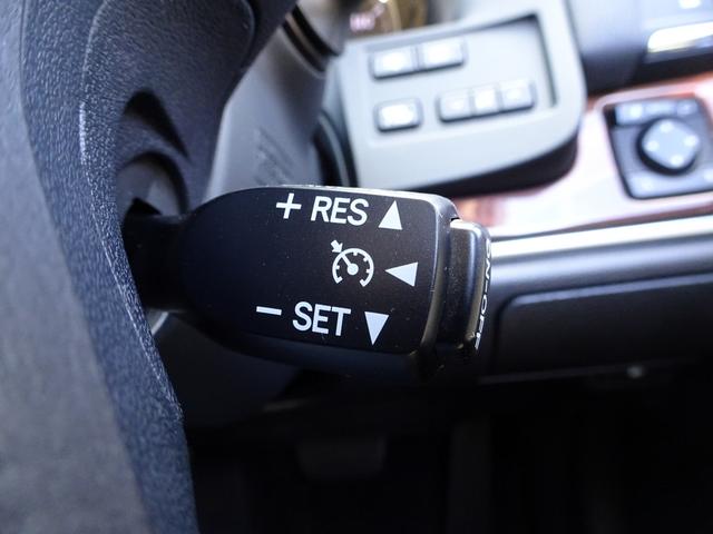 クラウンハイブリッド ロイヤルサルーンＧ　車検９年１１月　ＨＤＤナビ　ＴＶ　ＤＶＤ再生機能　ミュージックサーバ　Ｂｌｕｅｔｏｏｔｈ　バックカメラ　スマートキー　本革シート　シートヒーター　シートクーラー　クルコン　ＨＩＤ　ＬＥＤフォグ　ＥＴＣ（26枚目）