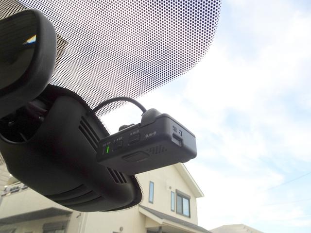 セレナ ｅ－パワー　ハイウェイスターＶ　車検９年１１月　エマージェンシーブレーキ　ナビ　ＴＶ　ＤＶＤ再生機能　Ｂｌｕｅｔｏｏｔｈ　フリップダウンモニター　アラウンドビューモニター　両側パワスラ　インテリキー　クルコン　ＬＥＤライト　ＥＴＣ（41枚目）