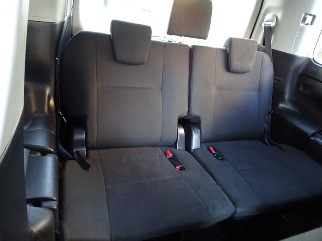 エスクァイア ハイブリッドＸｉ　車検９年１１月　ナビ　フルセグＴＶ　ＤＶＤ再生機能　Ｂｌｕｅｔｏｏｔｈ　バックカメラ　パワースライドドア　スマートキー　シートヒーター　１７インチアルミホイール　ＬＥＤヘッドライト　ＥＴＣ（15枚目）