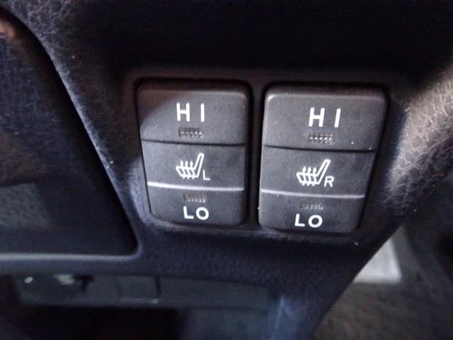 エスクァイア ハイブリッドＸｉ　車検９年１１月　ナビ　フルセグＴＶ　ＤＶＤ再生機能　Ｂｌｕｅｔｏｏｔｈ　バックカメラ　パワースライドドア　スマートキー　シートヒーター　１７インチアルミホイール　ＬＥＤヘッドライト　ＥＴＣ（26枚目）