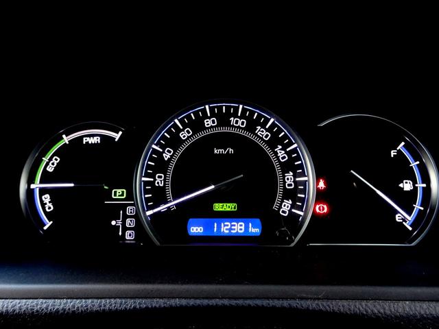 エスクァイア ハイブリッドＸｉ　車検９年１１月　ナビ　フルセグＴＶ　ＤＶＤ再生機能　Ｂｌｕｅｔｏｏｔｈ　バックカメラ　パワースライドドア　スマートキー　シートヒーター　１７インチアルミホイール　ＬＥＤヘッドライト　ＥＴＣ（32枚目）