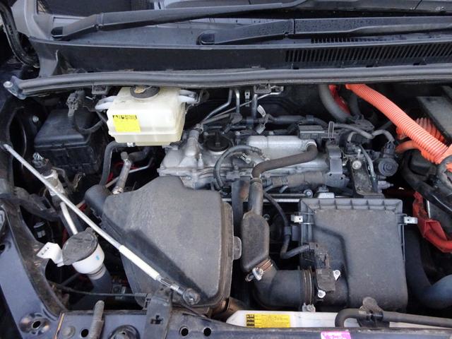 エスクァイア ハイブリッドＸｉ　車検９年１１月　ナビ　フルセグＴＶ　ＤＶＤ再生機能　Ｂｌｕｅｔｏｏｔｈ　バックカメラ　パワースライドドア　スマートキー　シートヒーター　１７インチアルミホイール　ＬＥＤヘッドライト　ＥＴＣ（33枚目）