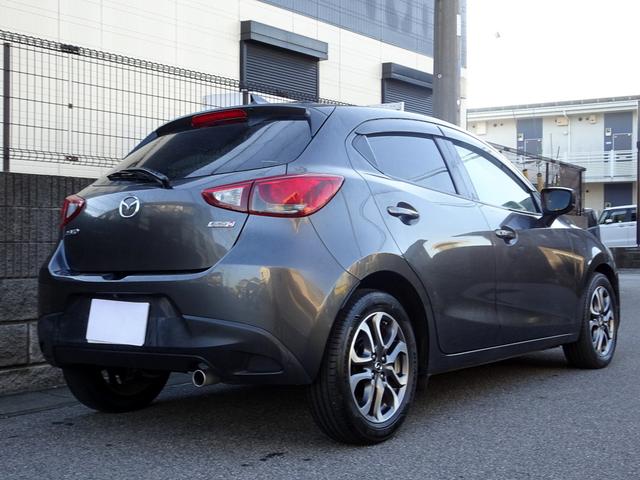 デミオ ＸＤツーリング　Ｌパッケージ　車検９年１１月　クリーンディーゼルターボ　衝突軽減ブレーキ　ナビ　ＴＶ　ＤＶＤ再生機能　Ｂｌｕｅｔｏｏｔｈ　バックカメラ　スマキー　クルコン　ハーフレザーシート　シートヒータ　ＬＥＤ　ＥＴＣ　ドラレコ（3枚目）