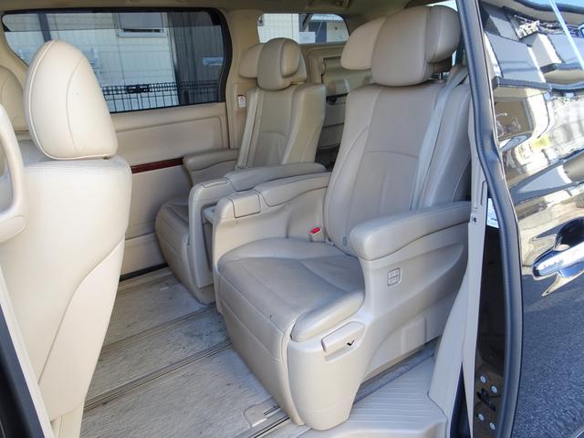 ヴェルファイア ３．５Ｖ　Ｌエディション　４ＷＤ　レーダークルーズ　衝突軽減ブレーキ　ＨＤＤナビ　ＴＶ　ＤＶＤ再生機能　Ｂｌｕｅｔｏｏｔｈ　後席モニタ　Ｂカメラ　両側Ｐスラ　Ｐバックドア　スマキー　サンルーフ　本革シート　シートヒータ　ＥＴＣ（14枚目）