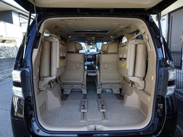 ヴェルファイア ３．５Ｖ　Ｌエディション　４ＷＤ　レーダークルーズ　衝突軽減ブレーキ　ＨＤＤナビ　ＴＶ　ＤＶＤ再生機能　Ｂｌｕｅｔｏｏｔｈ　後席モニタ　Ｂカメラ　両側Ｐスラ　Ｐバックドア　スマキー　サンルーフ　本革シート　シートヒータ　ＥＴＣ（18枚目）