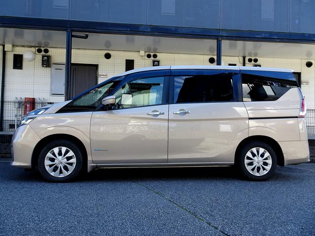 セレナ Ｘ　車検９年１１月　エマージェンシーブレーキ　ナビ　ＴフルセグＶ　ＤＶＤ再生機能　Ｂｌｕｅｔｏｏｔｈ　フリップダウンモニター　アラウンドビューモニター　両側パワスラ　インテリキー　クルコン　ＬＥＤ　ＥＴＣ（9枚目）