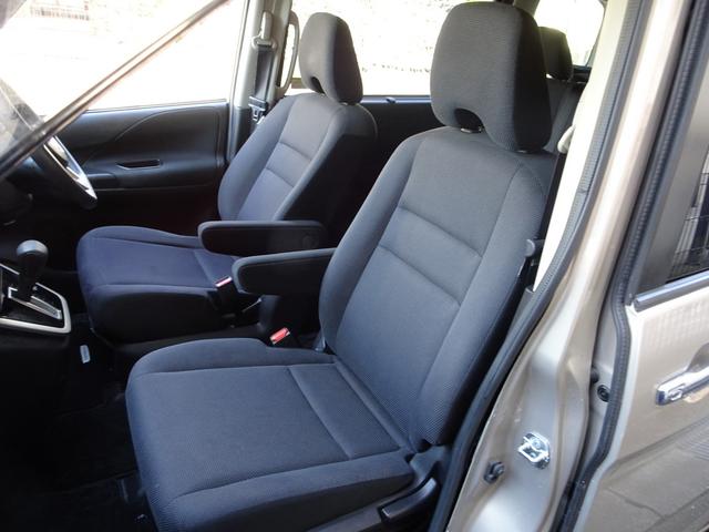 セレナ Ｘ　車検９年１１月　エマージェンシーブレーキ　ナビ　ＴフルセグＶ　ＤＶＤ再生機能　Ｂｌｕｅｔｏｏｔｈ　フリップダウンモニター　アラウンドビューモニター　両側パワスラ　インテリキー　クルコン　ＬＥＤ　ＥＴＣ（12枚目）